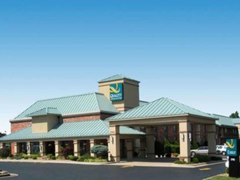 Quality Inn & Suites North Springfield Eksteriør billede