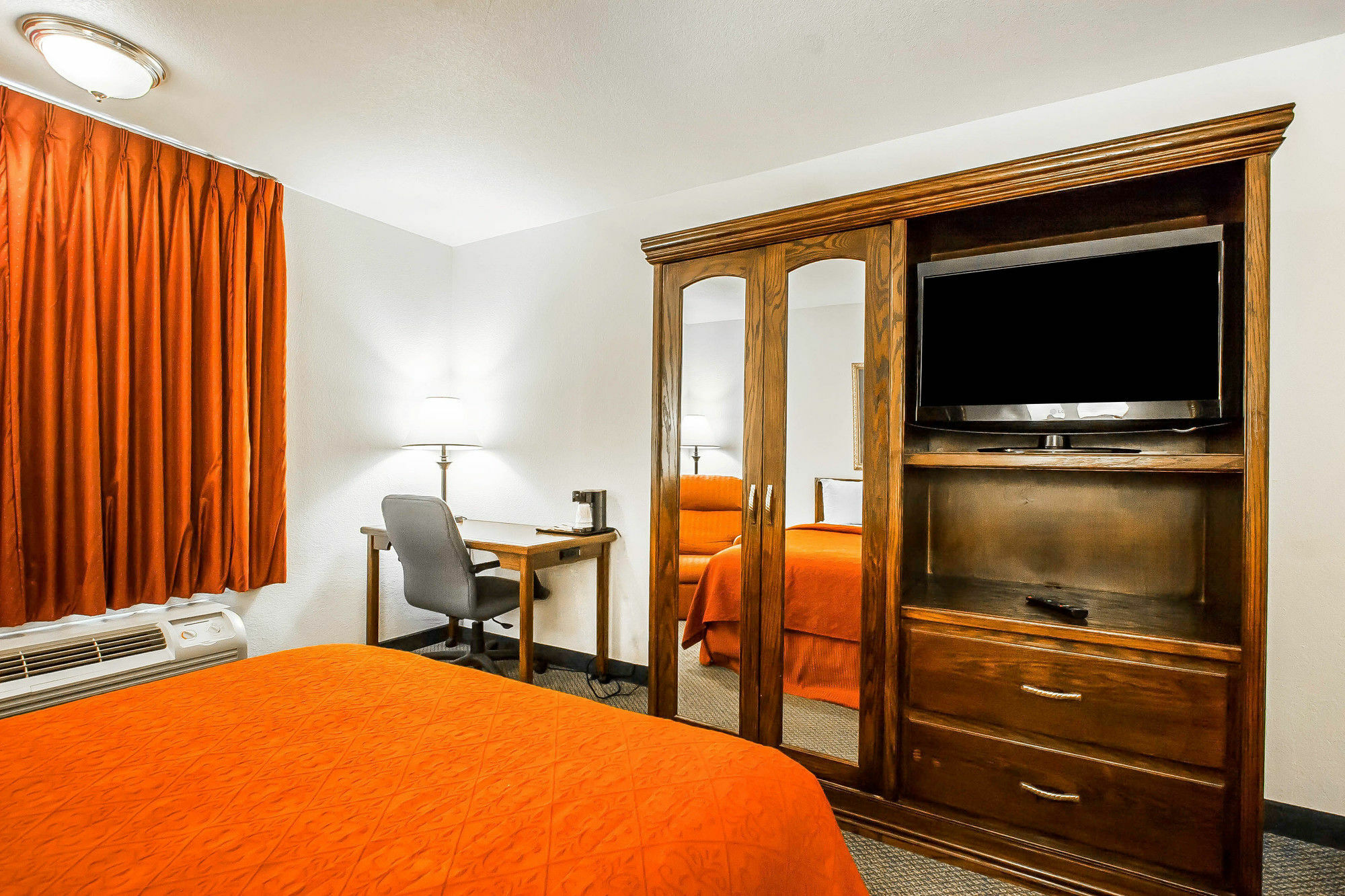 Quality Inn & Suites North Springfield Eksteriør billede